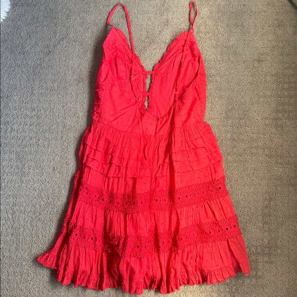 Selfie Leslie poppy red low back Riley Deep Vneckline Ruffle Detail Sun Dress - Picture 4 of 5